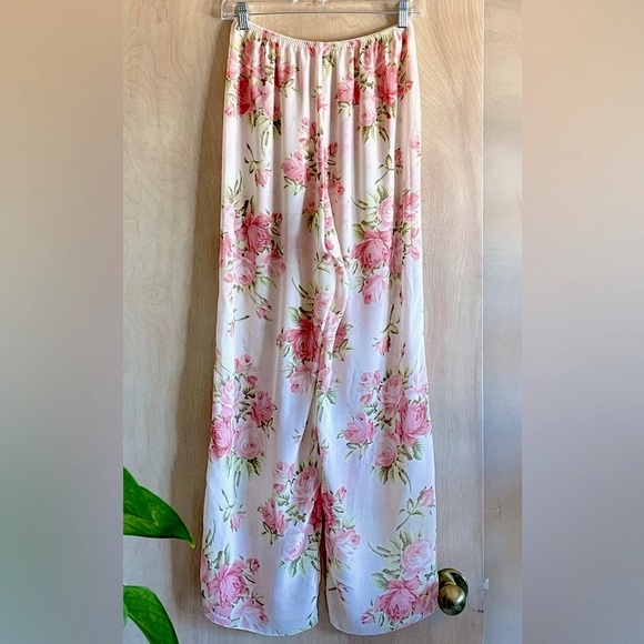 Sheer Floral Pajama Pants Rose Print NWOT Women’s M Loungewear Sleepwear - Picture 6 of 7